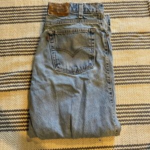 Vintage Levi’s mom jeans
